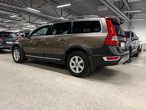 Volvo XC70 3 of 9