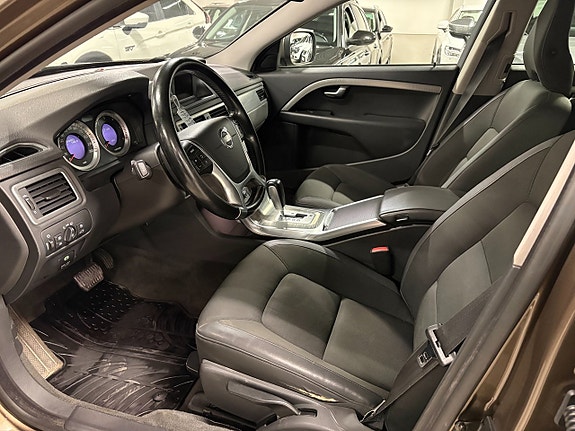 Volvo XC70 5 of 9