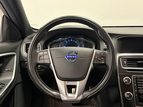Volvo S60 11 of 17