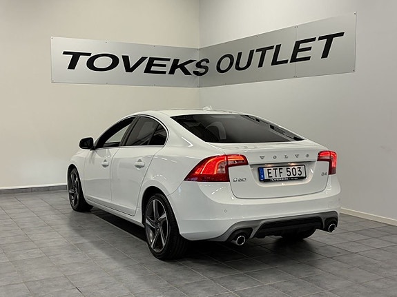 Volvo S60 6 of 17