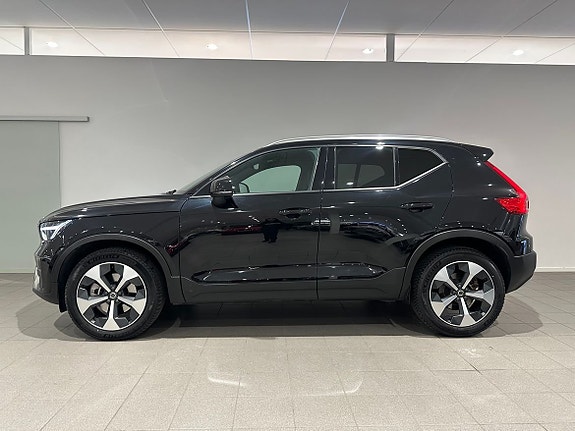 Volvo XC40 6 of 18