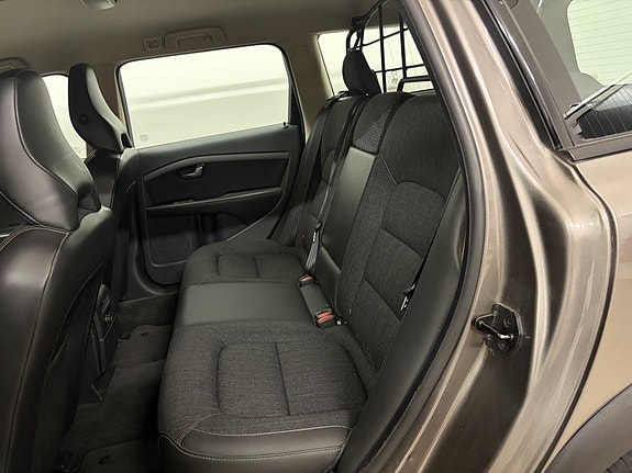 Volvo XC70 10 of 10