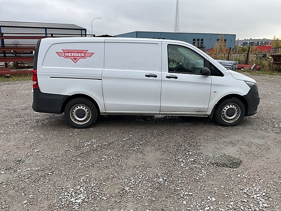Mercedes-Benz Vito 230 6 of 6