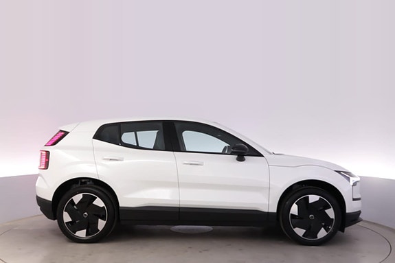 Volvo EX30 5 of 28