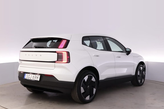 Volvo EX30 4 of 28