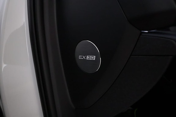 Volvo EX30 15 of 28