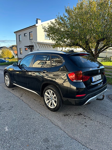 BMW X1 4 of 10