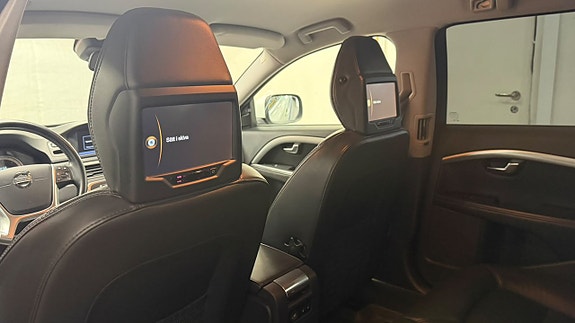 Volvo XC70 19 of 26