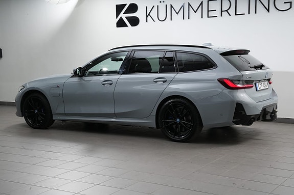 BMW 330e 5 of 20
