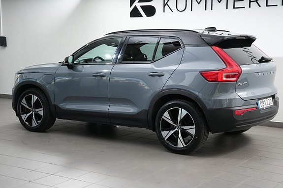 Volvo XC40 5 of 21