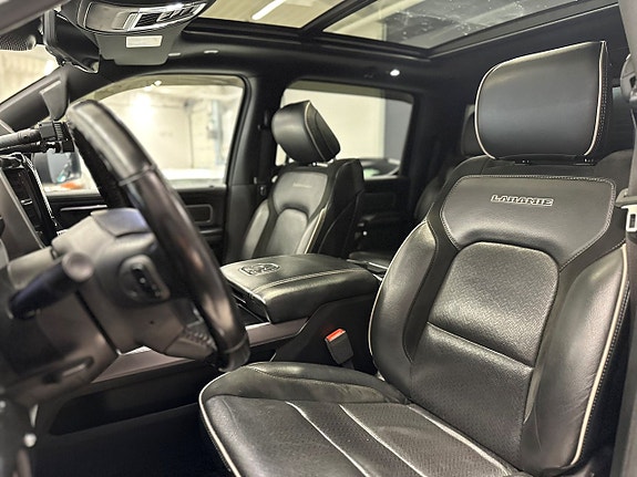 Dodge RAM 1500 16 of 22