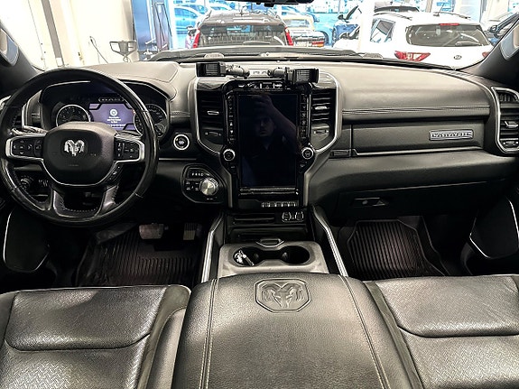 Dodge RAM 1500 14 of 22