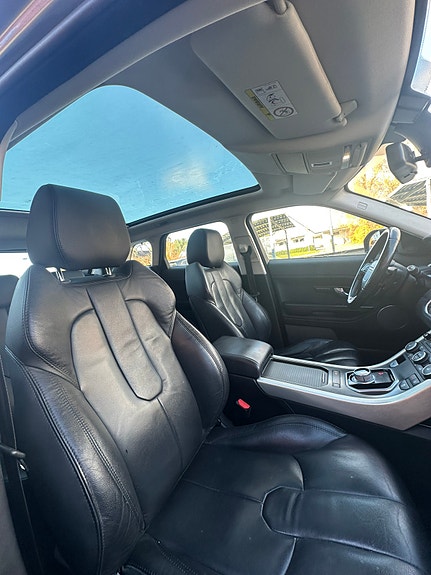 Land Rover Range Rover Evoque 8 of 14