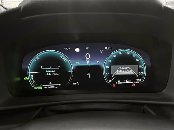 Toyota C-HR 15 of 19
