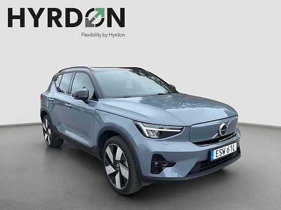 Volvo XC40 3 of 20