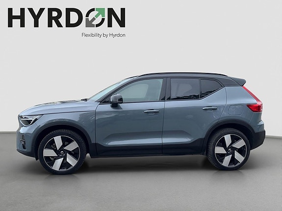 Volvo XC40 8 of 20