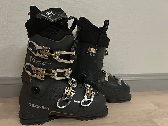 Product image 1 of 6