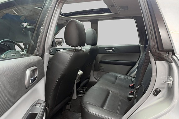 Subaru Forester 2.5 XT Turbo 230 ch – 4x4 – BVA – Toit panoramique – 136 000 km
