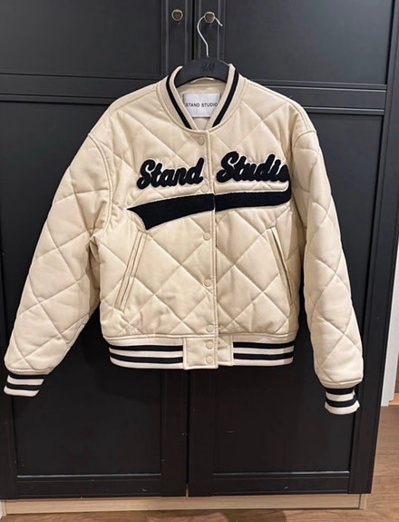 Product image 1 of 5