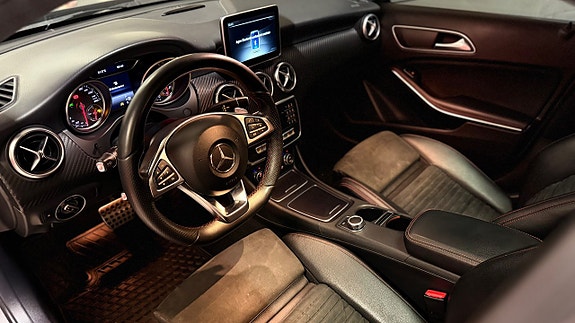 Mercedes-Benz A220 d 18 of 30