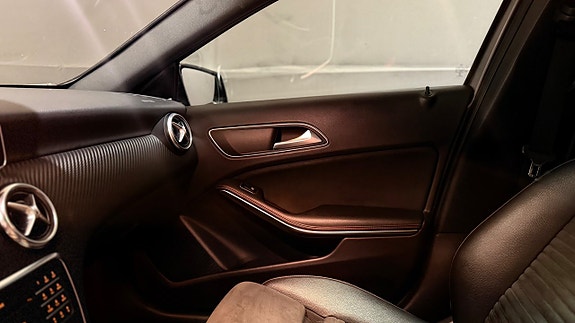 Mercedes-Benz A220 d 22 of 30