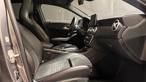 Mercedes-Benz A220 d 28 of 30
