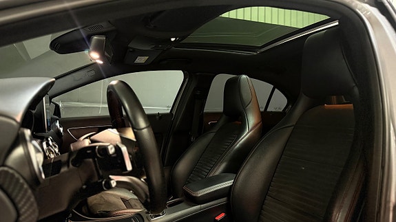 Mercedes-Benz A220 d 17 of 30