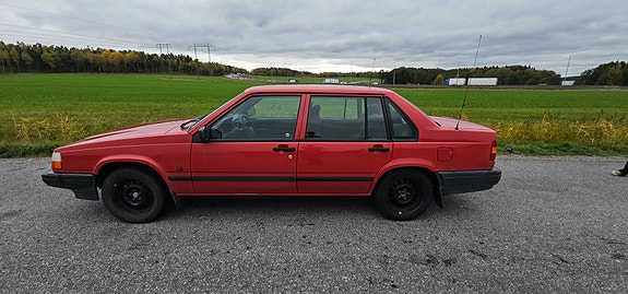 Volvo 940 3 of 7
