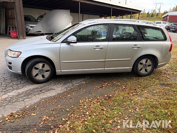 Volvo V50 2 of 6