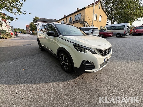 Peugeot 5008 3 of 6
