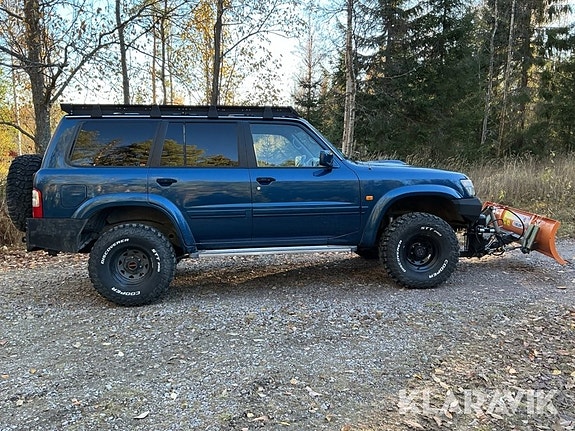 Nissan Patrol 6 of 6