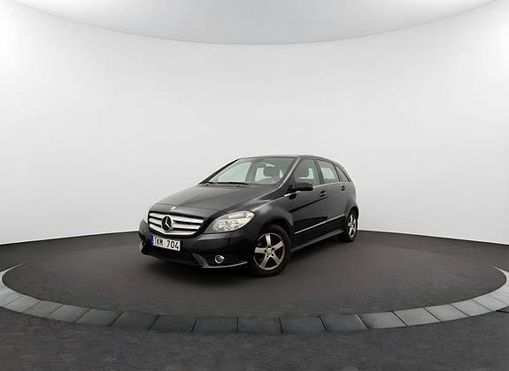 Mercedes-Benz B180