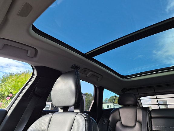 Volvo V90 Cross Country 8 of 11