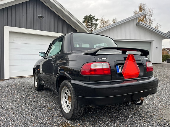 Suzuki X-90 4 of 7