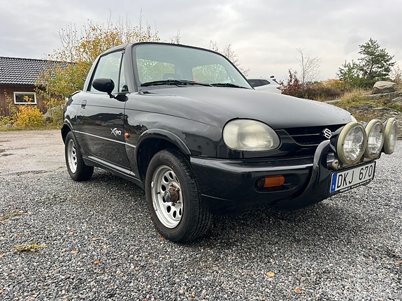 Suzuki X-90 2 of 7