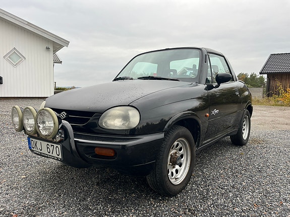Suzuki X-90 3 of 7
