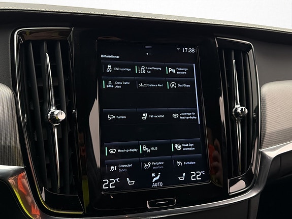 Volvo V90 25 of 30