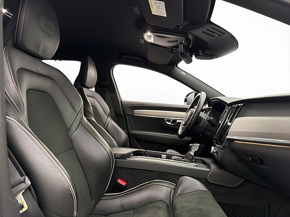 Volvo V90 30 of 30