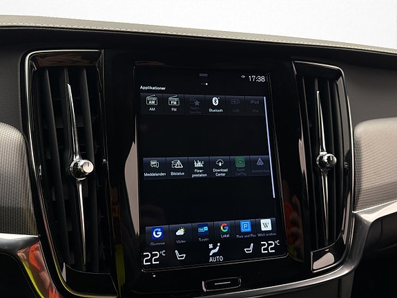 Volvo V90 24 of 30