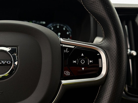 Volvo V90 21 of 30