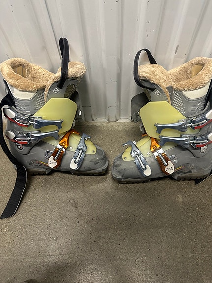 Product image 1 of 2