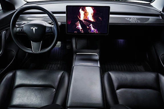 Tesla Model 3 29 of 30
