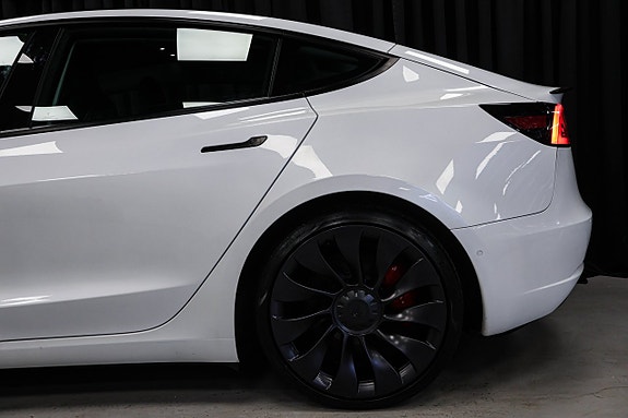 Tesla Model 3 5 of 30