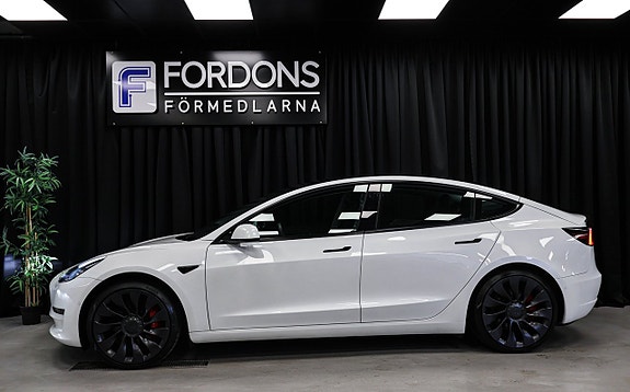 Tesla Model 3 2 of 30