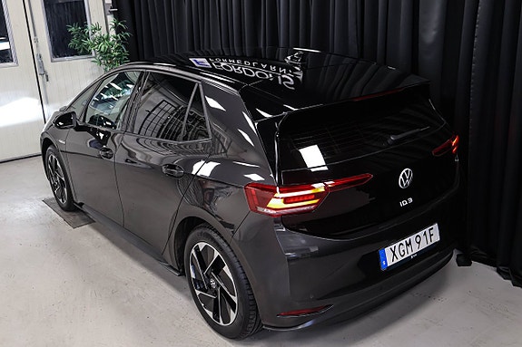 Volkswagen ID.3 8 of 28