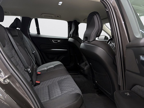 Volvo V60 9 of 21