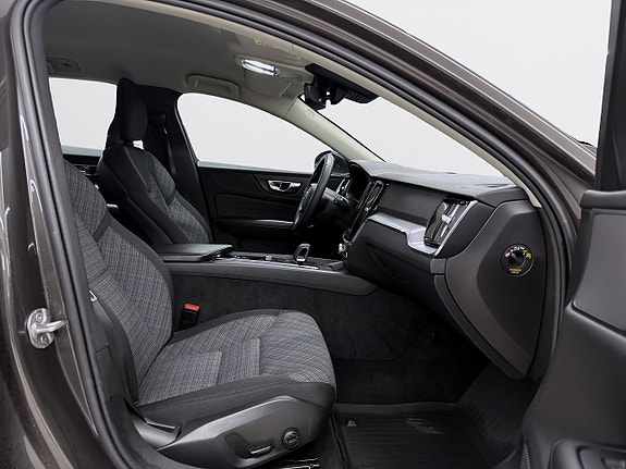 Volvo V60 14 of 21