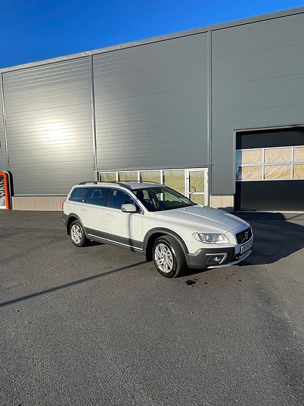Volvo XC70 6 of 8