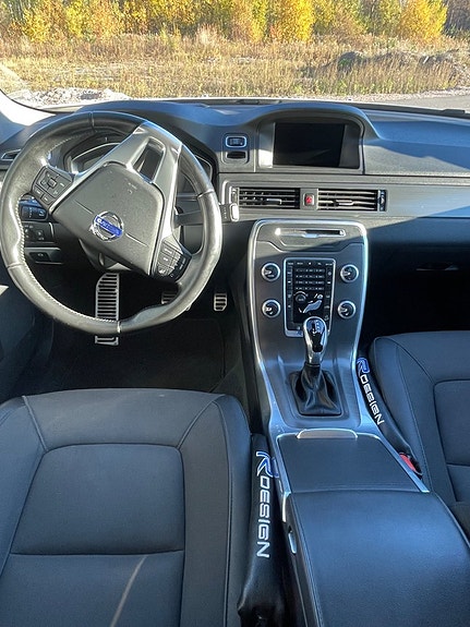 Volvo XC70 3 of 8