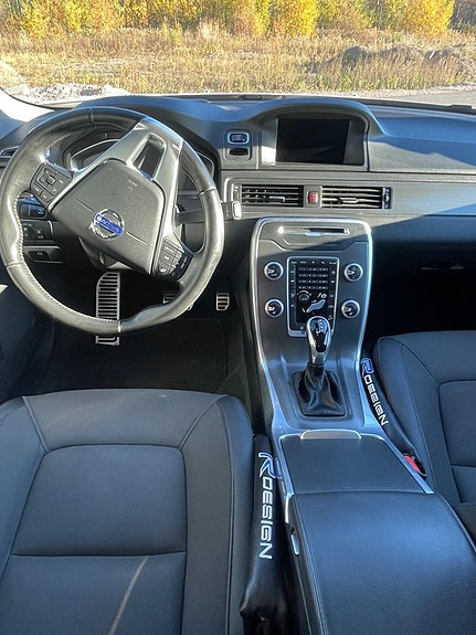 Volvo XC70 4 of 8